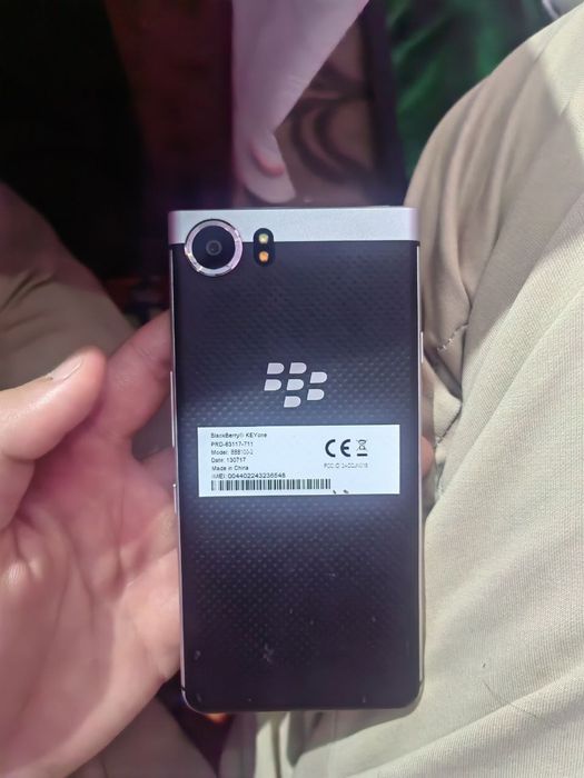 Blackberry KEYone