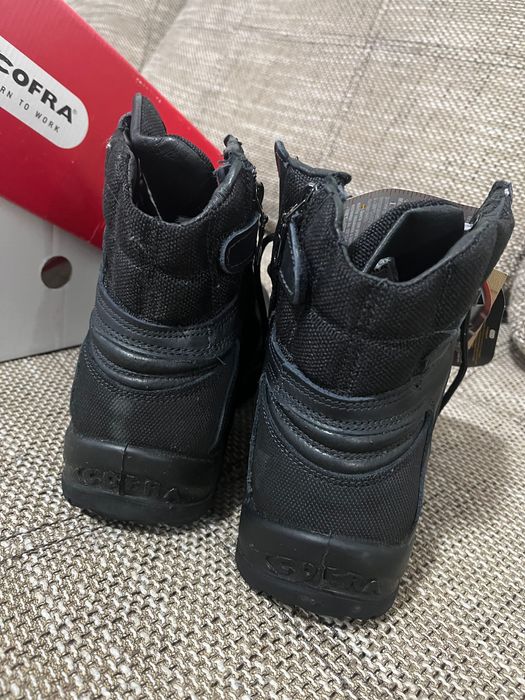 Обувки боти зимни