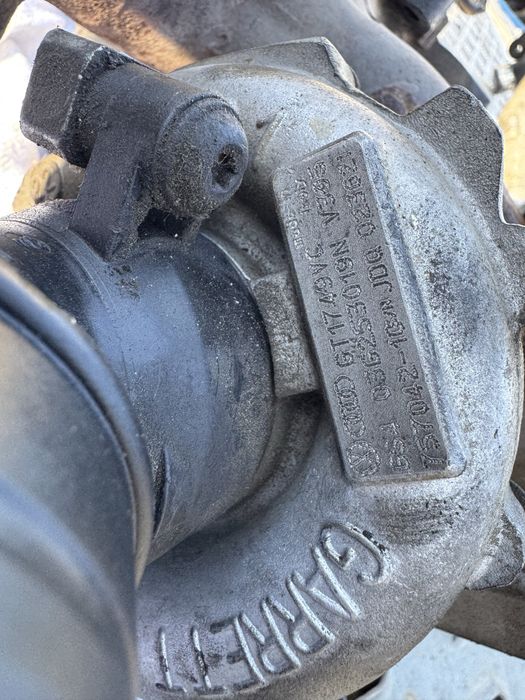 Turbo turbina turbosuflanta vw passat b6 skoda seat audi 2.0 BMR BMN