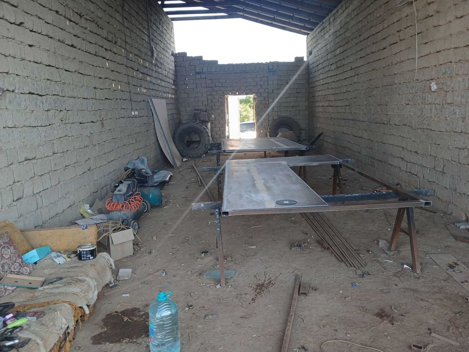 Temir darvoza va eshiklar