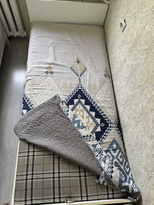 Спальные кровати