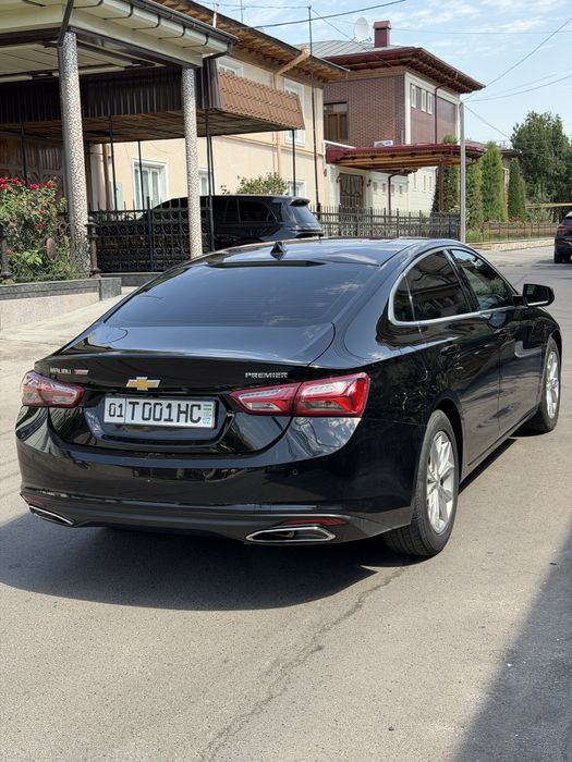 Malibu 2 Turbo Premier qilingan 2019 yil Qora rang
