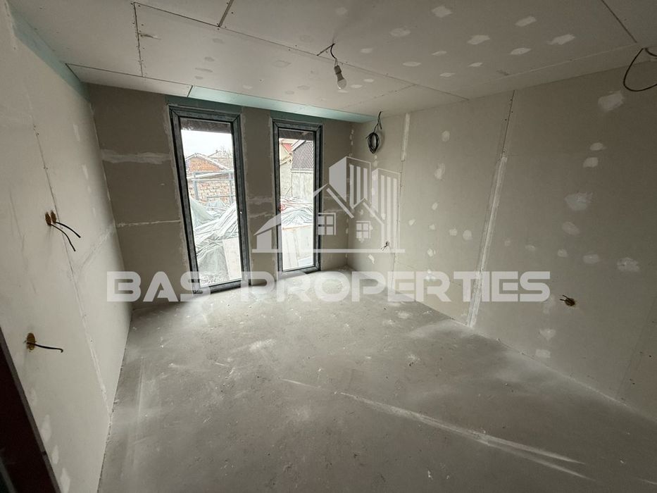 Къща в София, област-гр.Костинброд площ 125