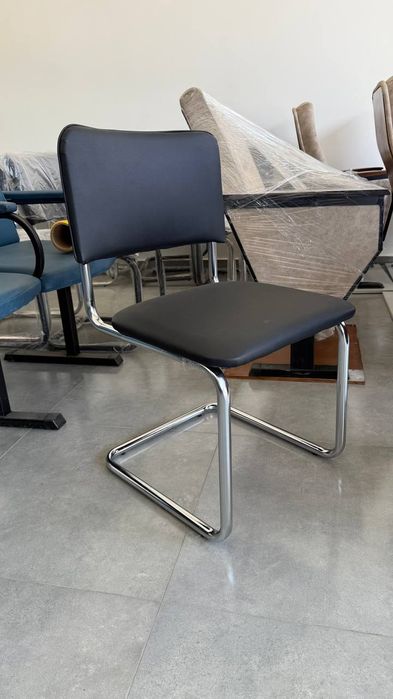 Стул офис учун хохлаган усилда