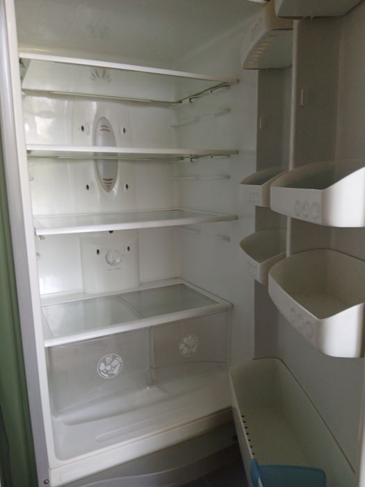 Холодильник продам