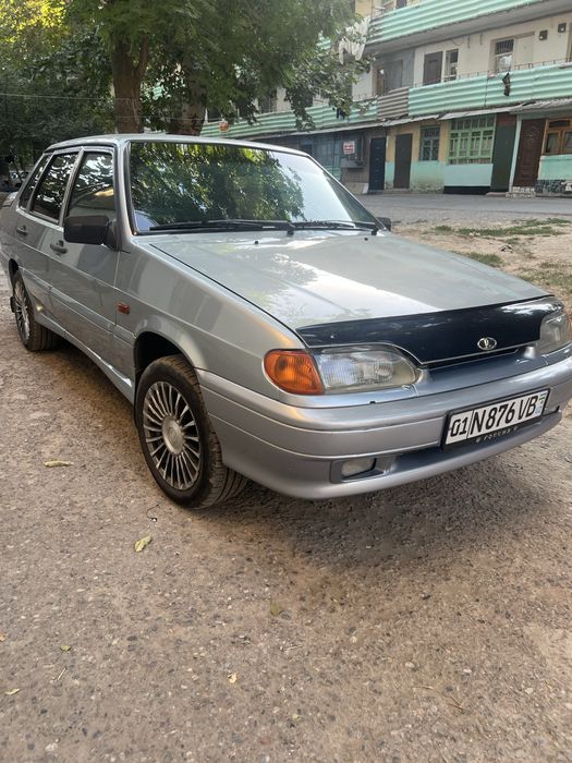 Lada 2115 sotiladi