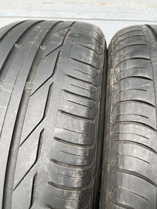 2 бр. летни гуми 225/55/17 Bridgestone RSC DOT 1516 4,5 mm