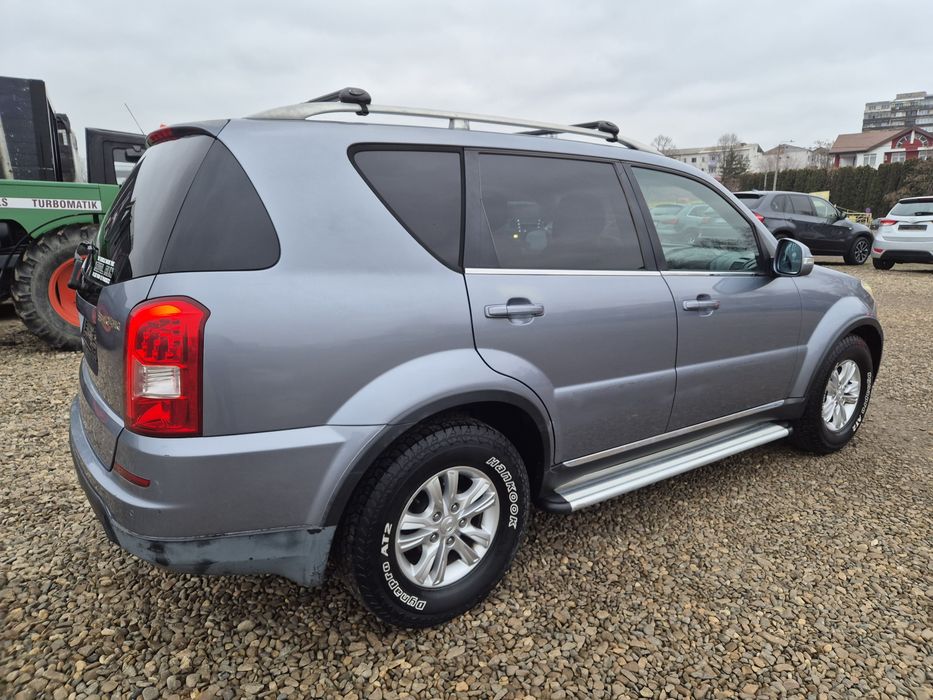 Sangyon rexton 20tdi 7locuri