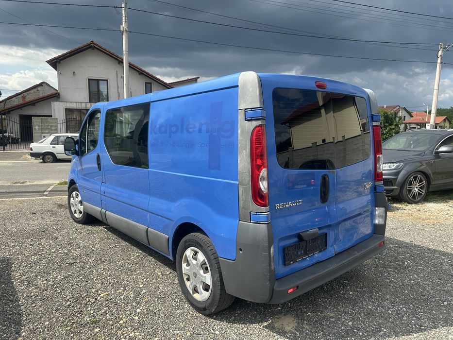 Renault Trafic  6 locuri