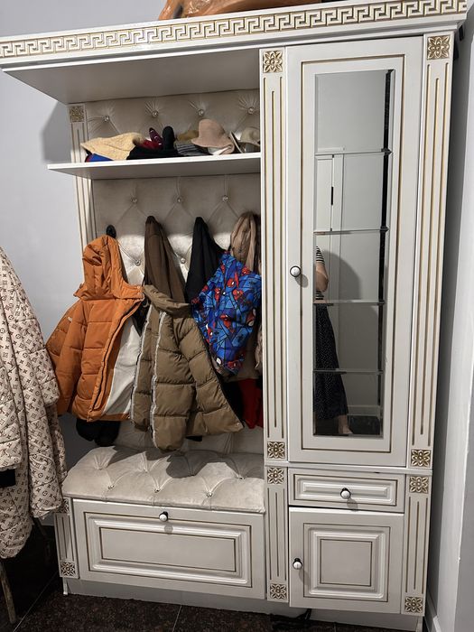 Продам диван 4м!