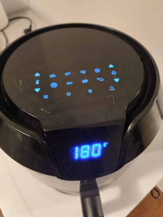 Moulinex Easy fry 4,2l фритюрник на горещ въздух