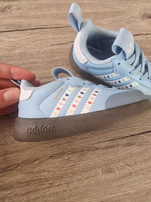 Маратонки adidas