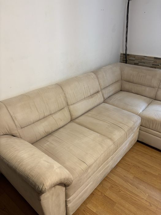 Curatare canapele , tapiterii auto