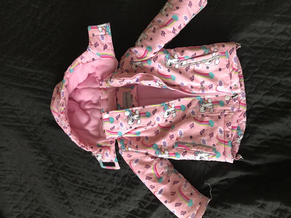 Продам комбинезон для девочки