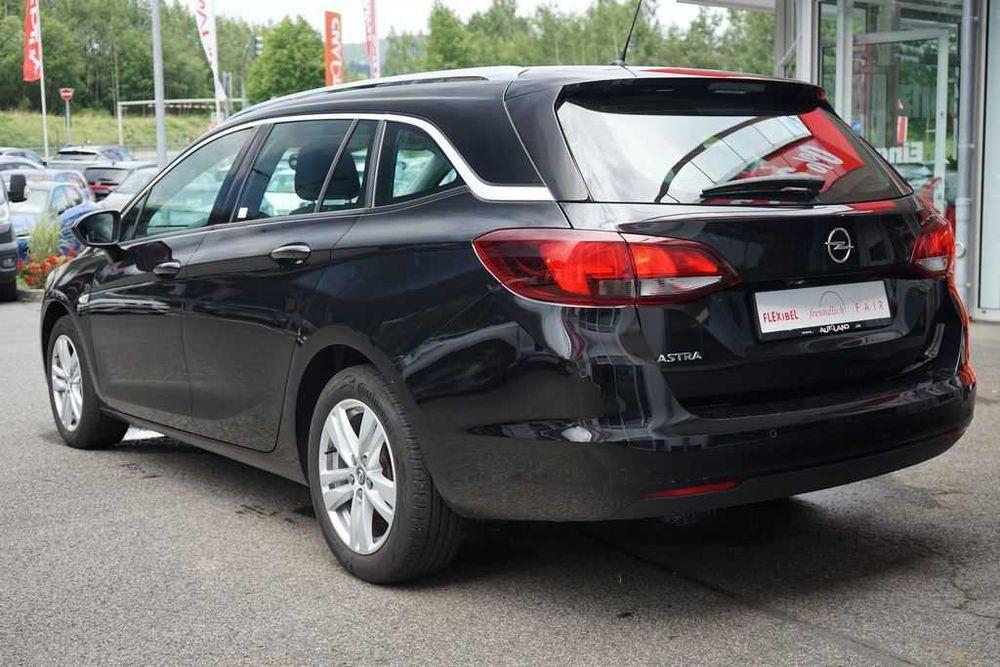 Masina de inchiriat Opel astra break diesel