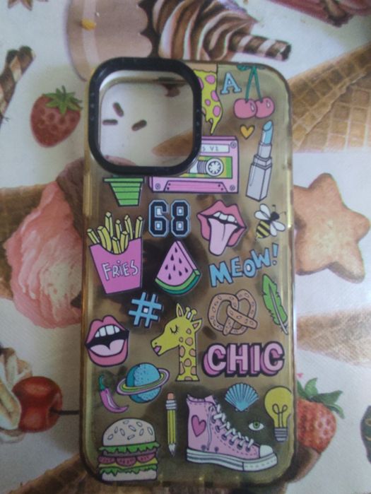 Чехлы на iPhone 13