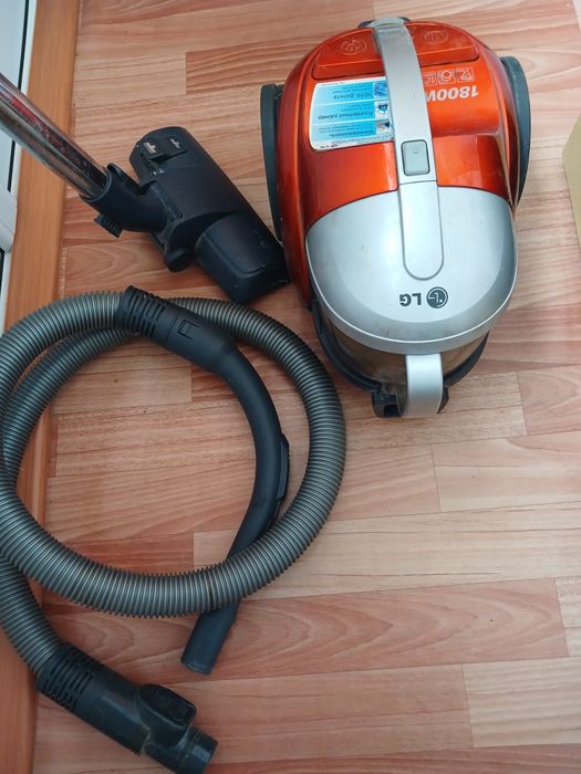 Продам  эл.плиту