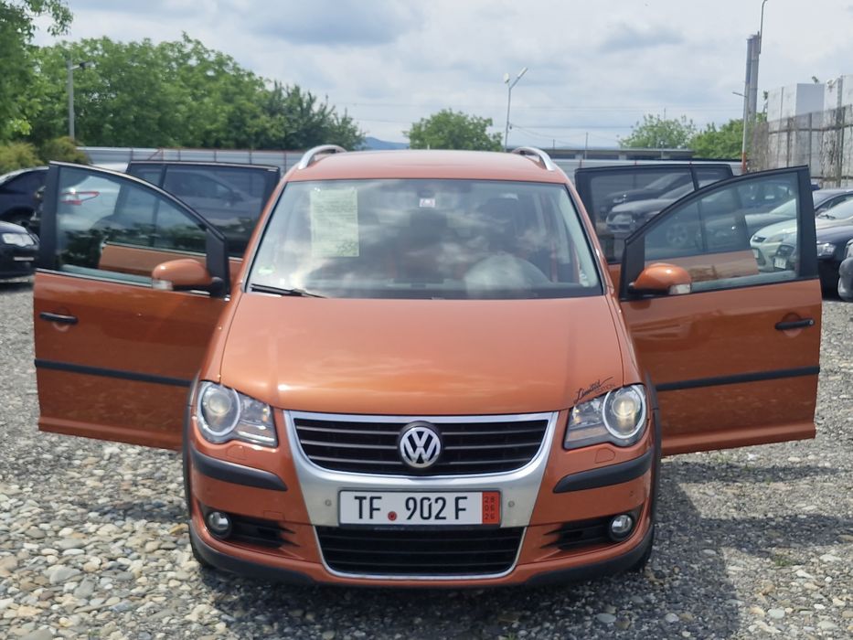 Volkswagen Touran-Cross /2009/2.0 diesel/257xxxKm/Impecabil*