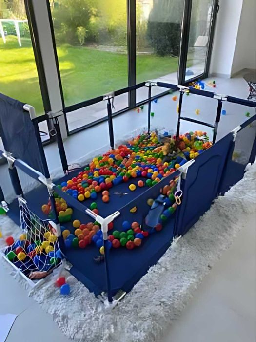 манеж детский с шариками