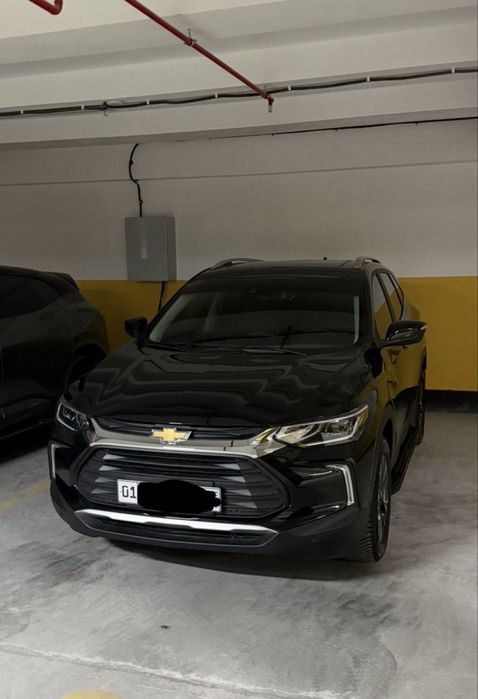 Продаётся Chevrolet Tracker своя! Цвет чёрный premier плюсь позиция.