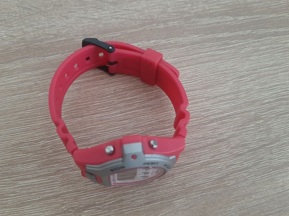 Ceas dama/copii -Casio LW-202H Illuminator – Roz/Magenta