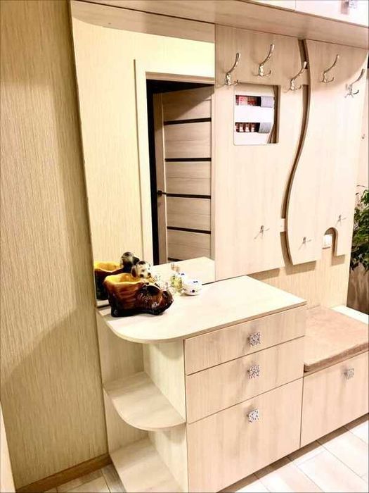 Сдаётся Квартира на метро ойбеке