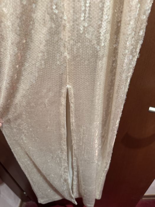 Елегантна рокля от паети