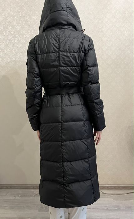 Женский длинный пуховик Clasna.
