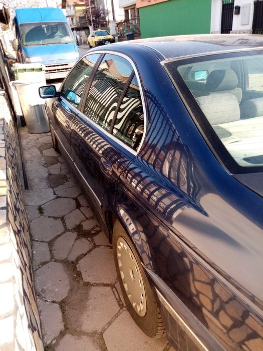 Продавам БМВ 525 ТДС на части.