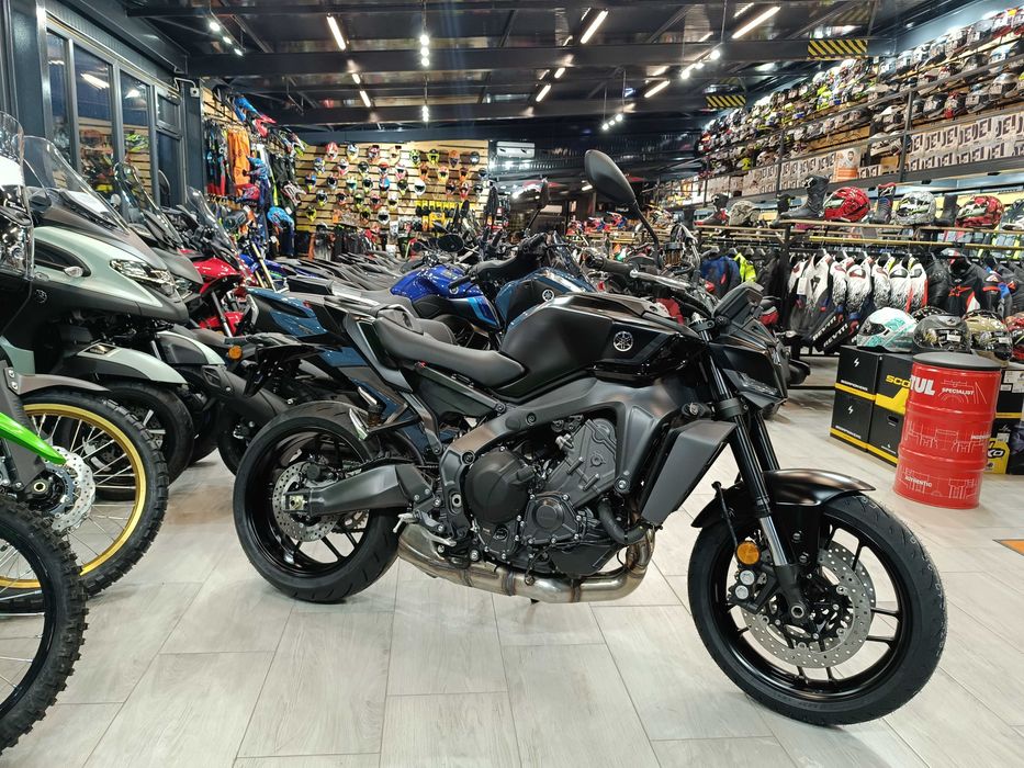 Yamaha MT-09  model 2025  0km-pret PROMO prin EST BIKE Campina