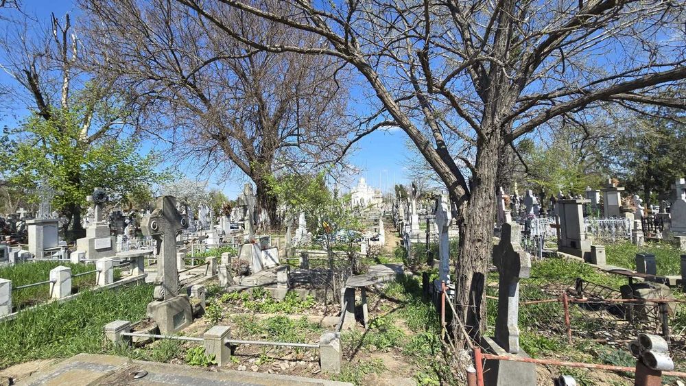 Loc de veci cimitir Eternitatea Galati