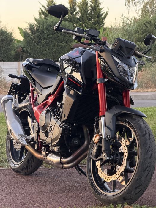 Honda hornet 750