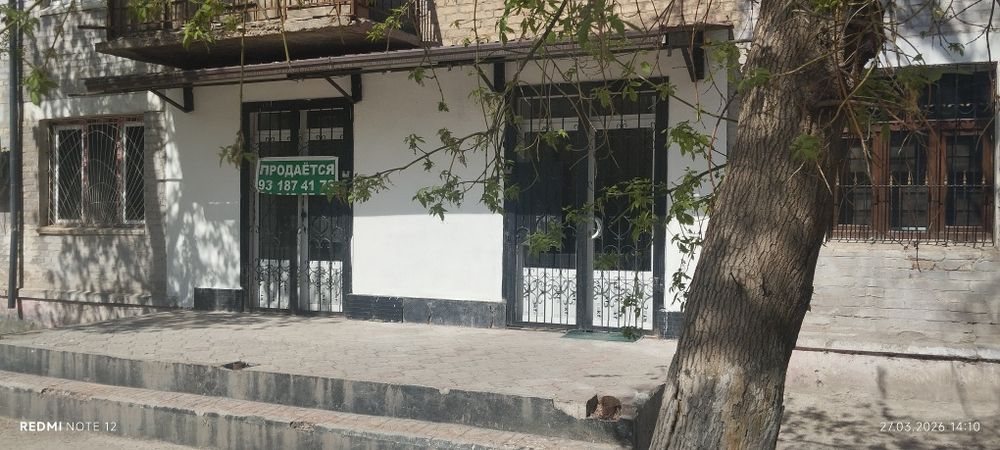 Продаётся 1 ком кв магазин