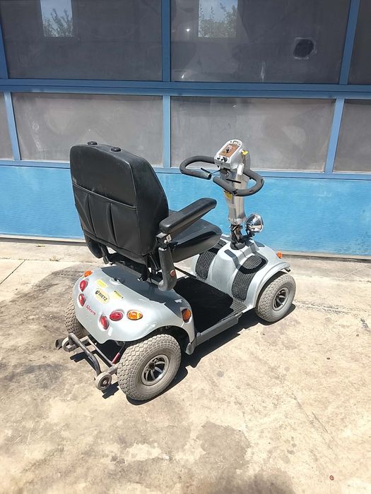 Carucior scuter electric