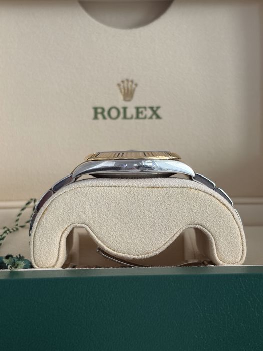 Rolex Datejust || Two-Tone Black Dial Oyster
