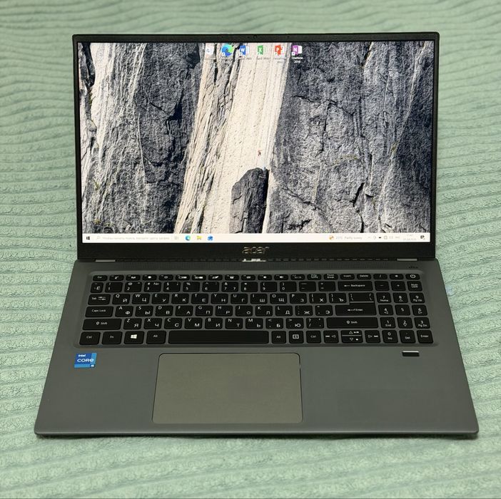 Продам ноутбук в отличном состоянии