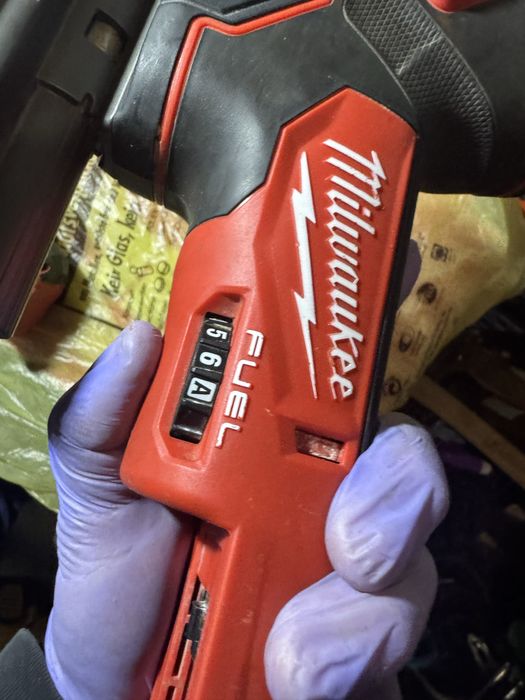 Milwaukee FBJS pendular fuel