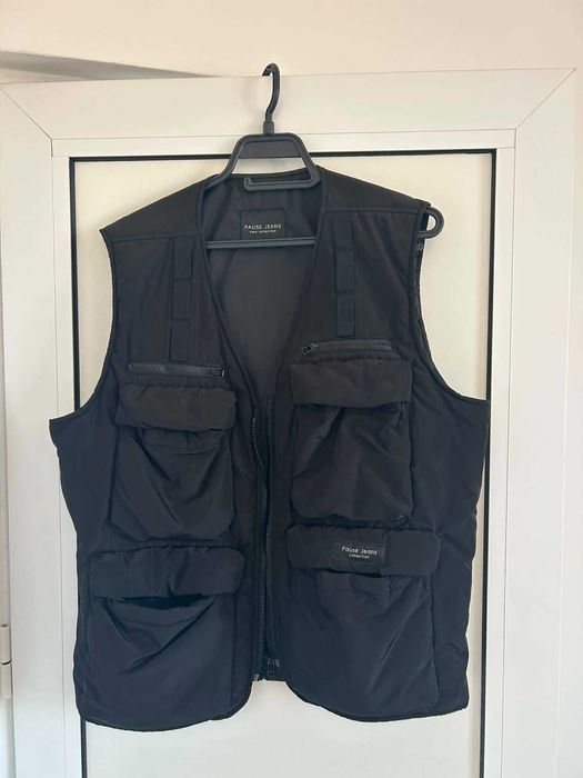 Продавам елек Pause jeans