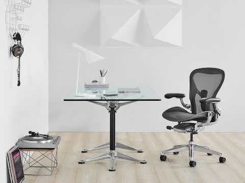 Herman Miller Aeron Кресло руководителя