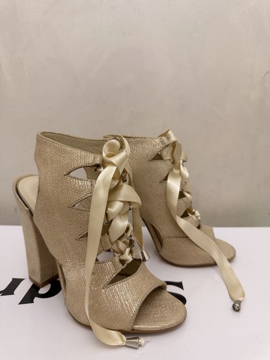 Сандали босоножки туфли Италия