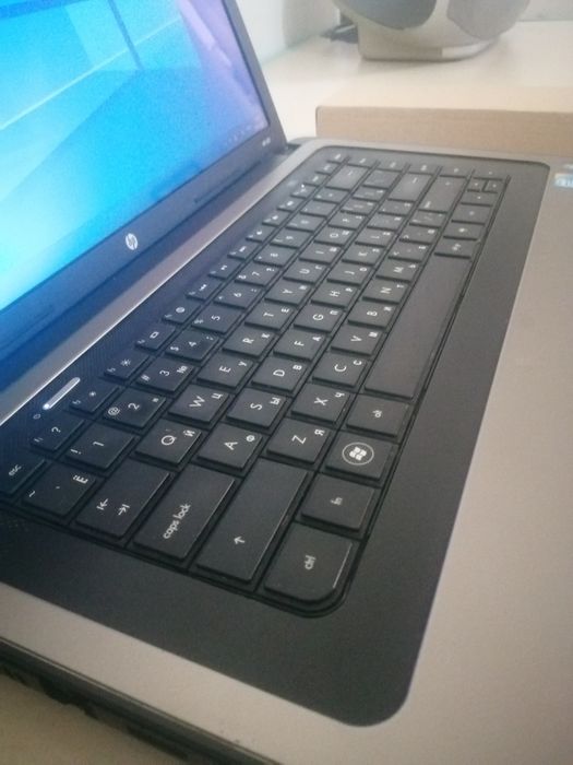 Ноутбук HP. Новая батарея.