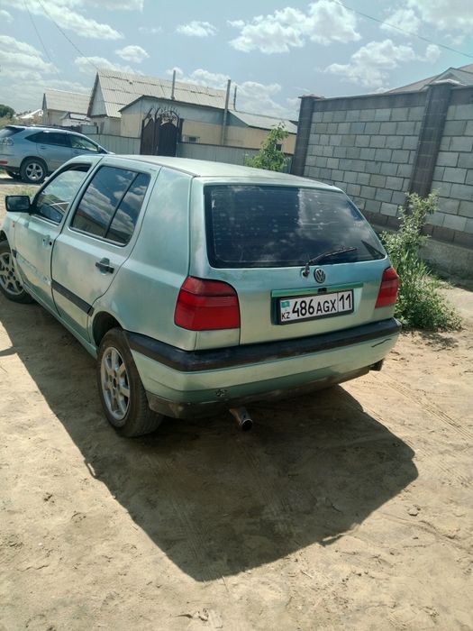 Гольф 3 сатылады.