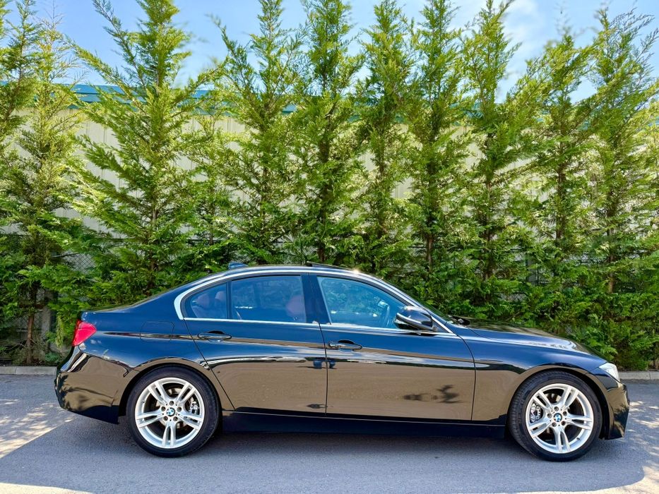 Vand BMW F30 320d Ceasuri digitale/ M-Pack/ Scaune electrice/Trapa/ Bi-Xenon