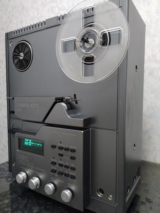 Магнитофон Орбита 107 стерео