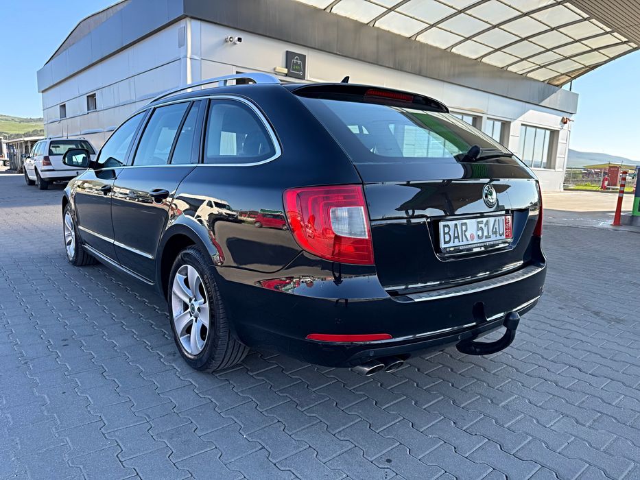 Skoda Superb 2.0TDI-170CP Euro5 NOU ADUS Bixenon Navigatie Jante Top