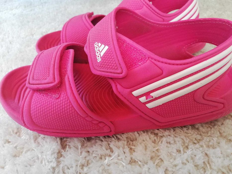 Детски сандали ADIDAS номер 34