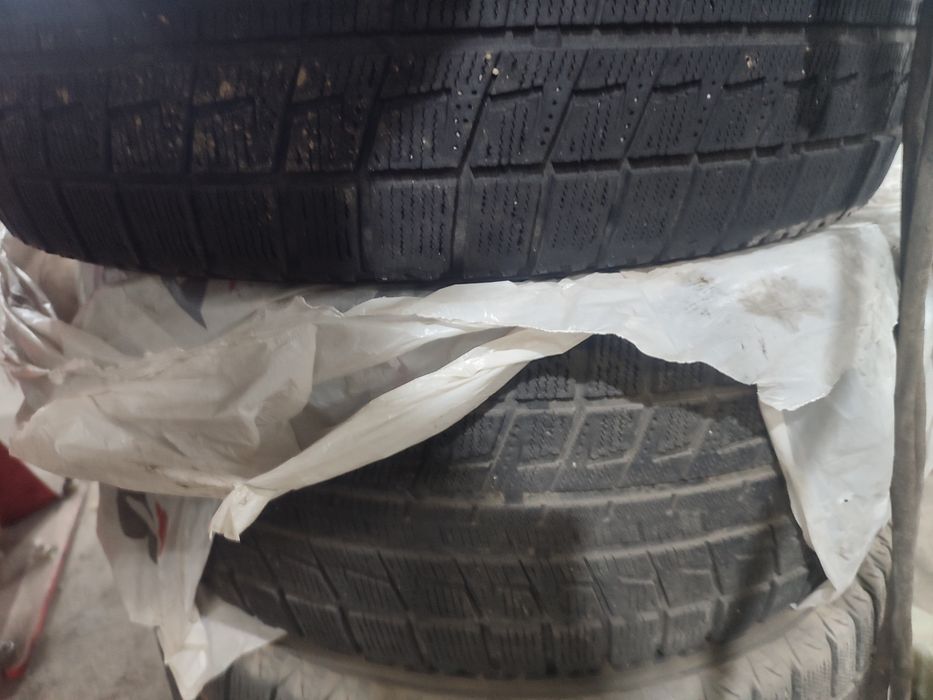 Зимние резина BRIDGESTONE