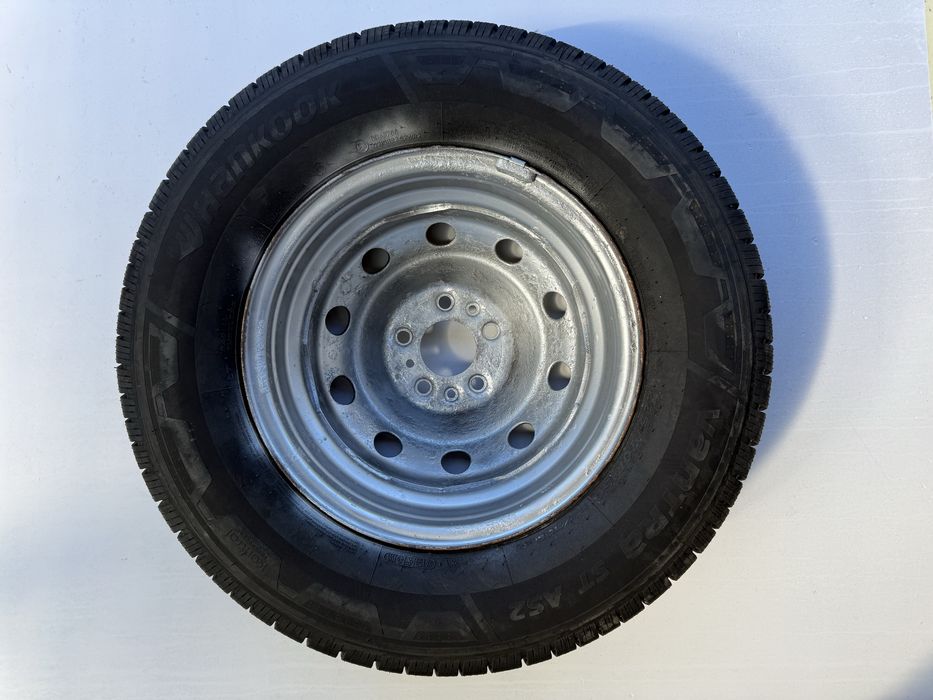 Janta Peugeot Boxer an 2008 cu anvelopa Hankoock 225/70 R15C
