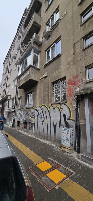 Продава 3-стаен апартамент, до Военна Академия