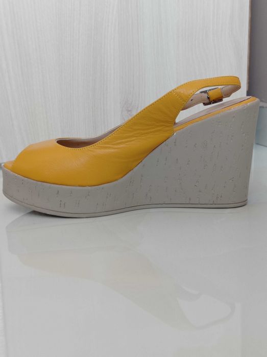 Дамски сандали на платформа Aquamarine - естествена кожа, р-р 40